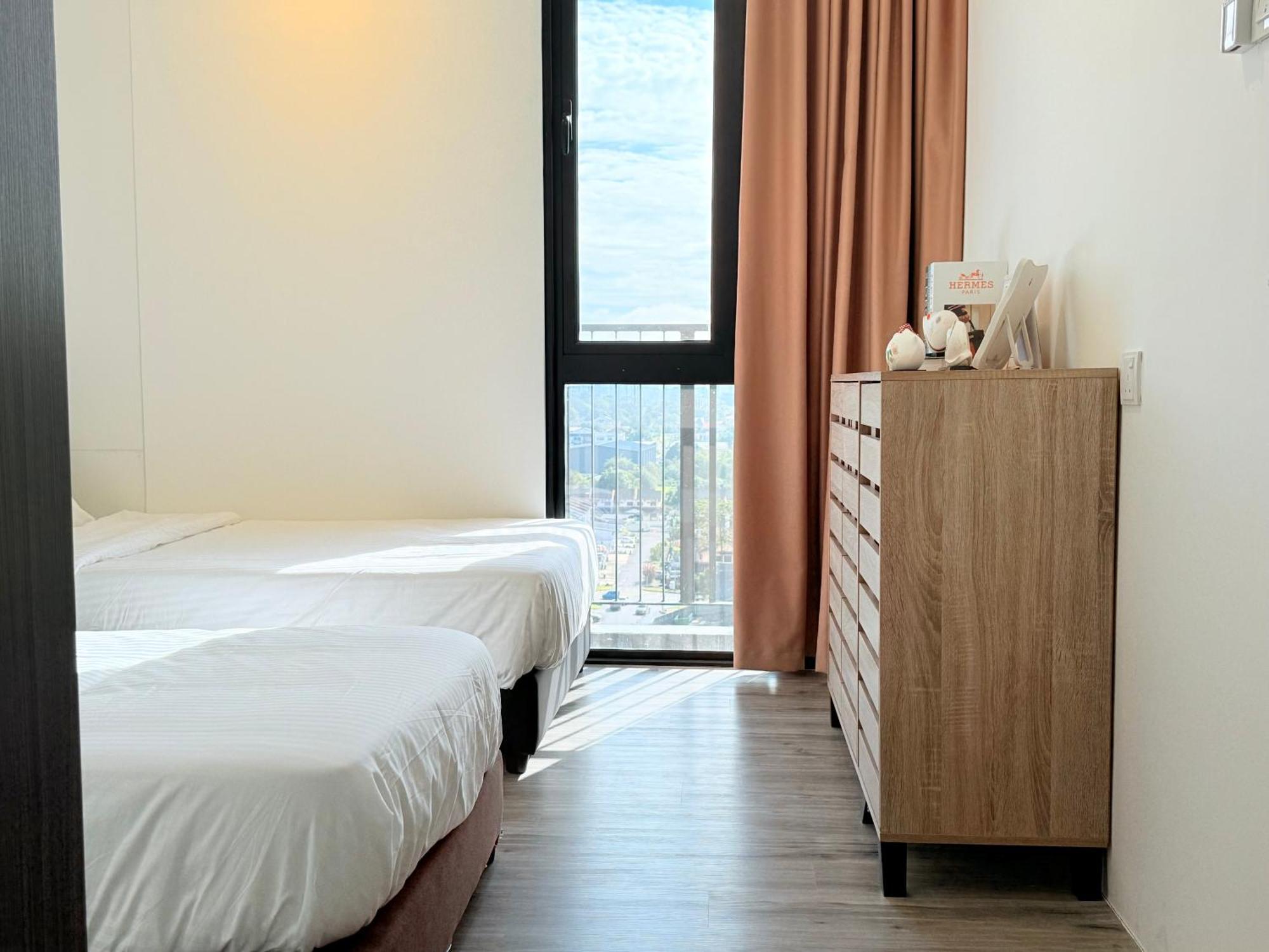 3b2b 10pax - The Podium Hospital Aeon Mall Apartment *